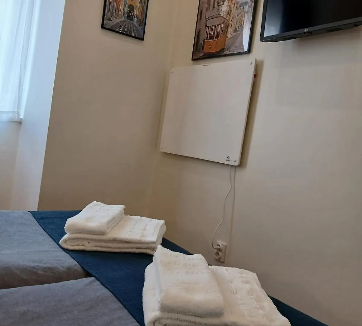 27 A Graca Cozy Apartment With Balcony And Free Parking Lissabon