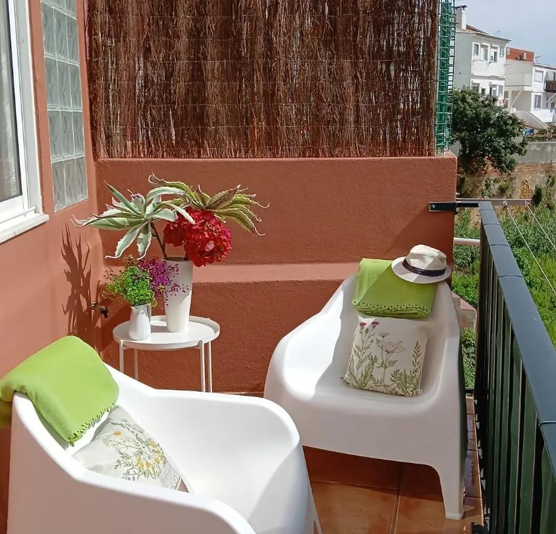 27 A Graca Cozy Apartment With Balcony And Free Parking Lissabon Portugal