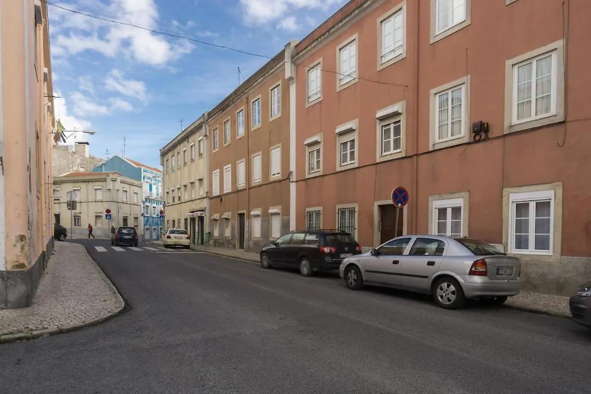 27 A Graca Cozy Apartment With Balcony And Free Parking Lisbon
